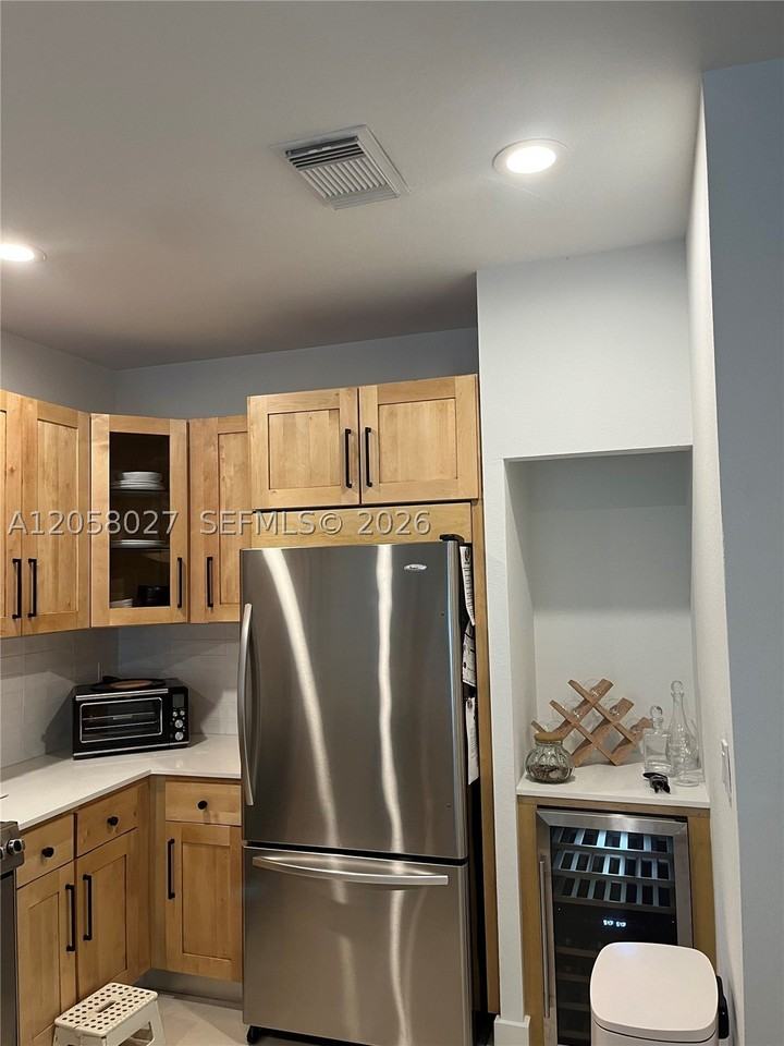 10705 Nw 75th Ter #10705 - Photo 2 of 10