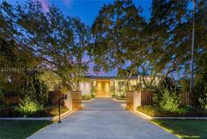 featured image of 6701 Sw 101st St