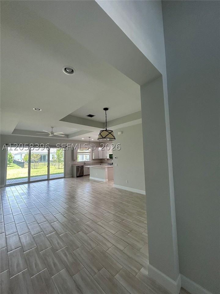 13680 Spruce Pine Dr - Photo 7 of 35
