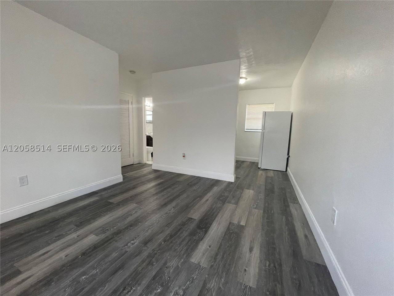 15940 Ne 19th Ct #2 - Photo 3 of 10