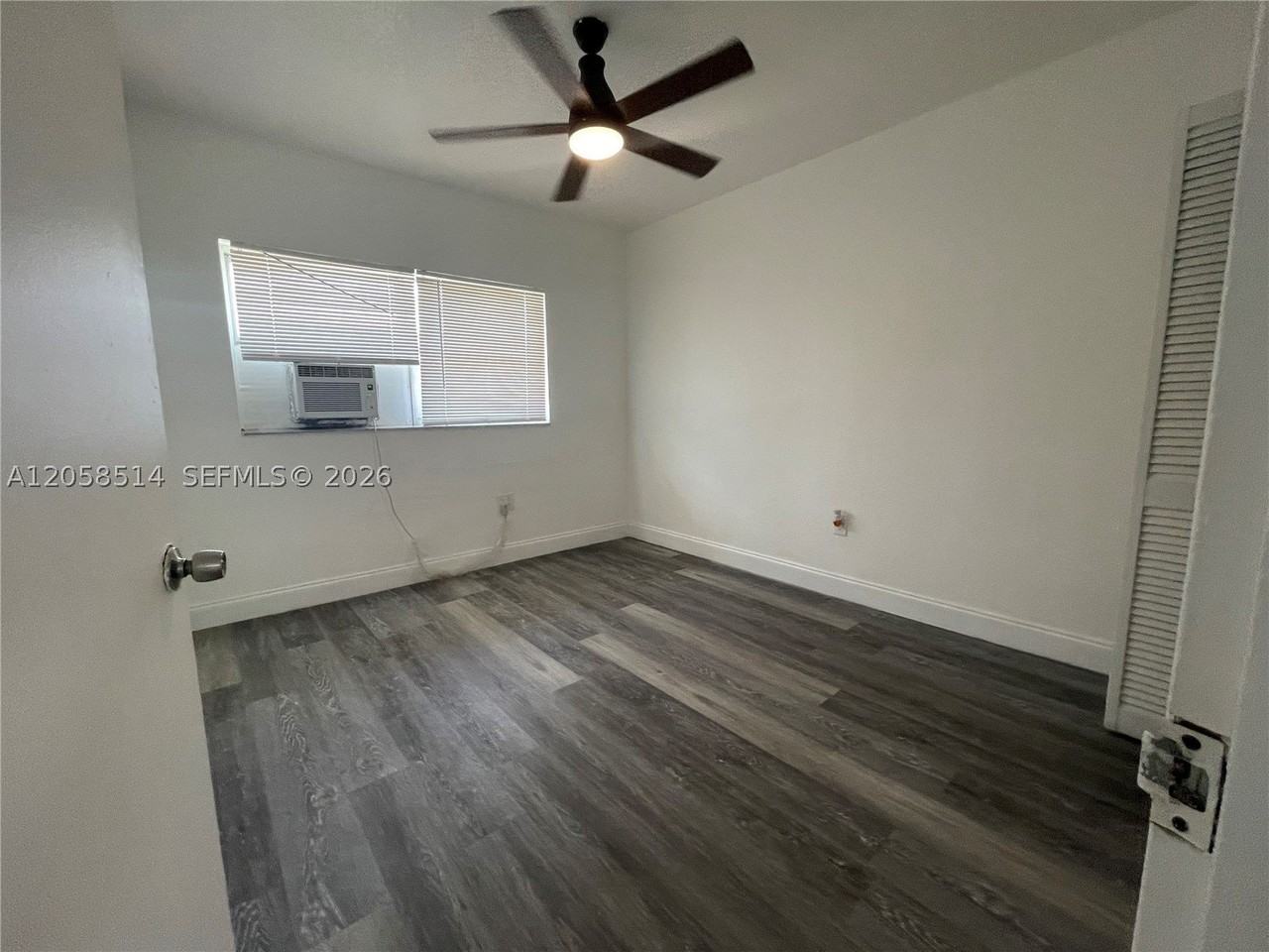 15940 Ne 19th Ct #2 - Photo 6 of 10