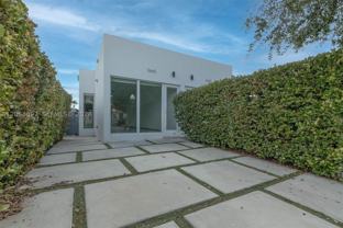 3662 Sw 24th Ter #3662 - Photo 1 of 1