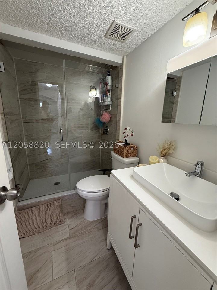 9940 Sw 146th Ct #1 - Photo 5 of 11
