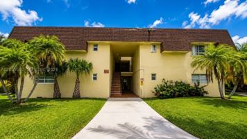 featured image of 13710 Sw 90th Ave #4