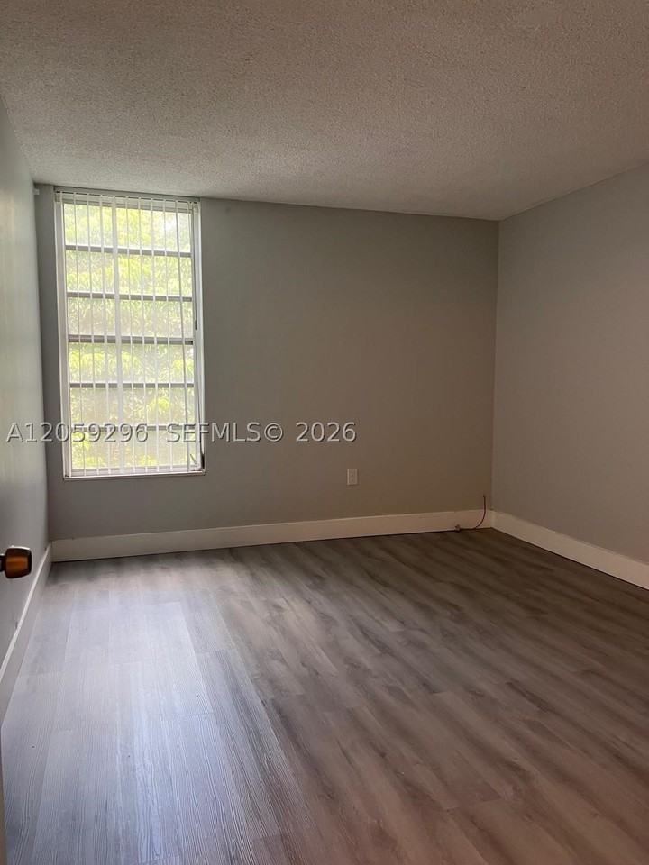 8870 Fontainebleau Blvd #309 - Photo 7 of 15