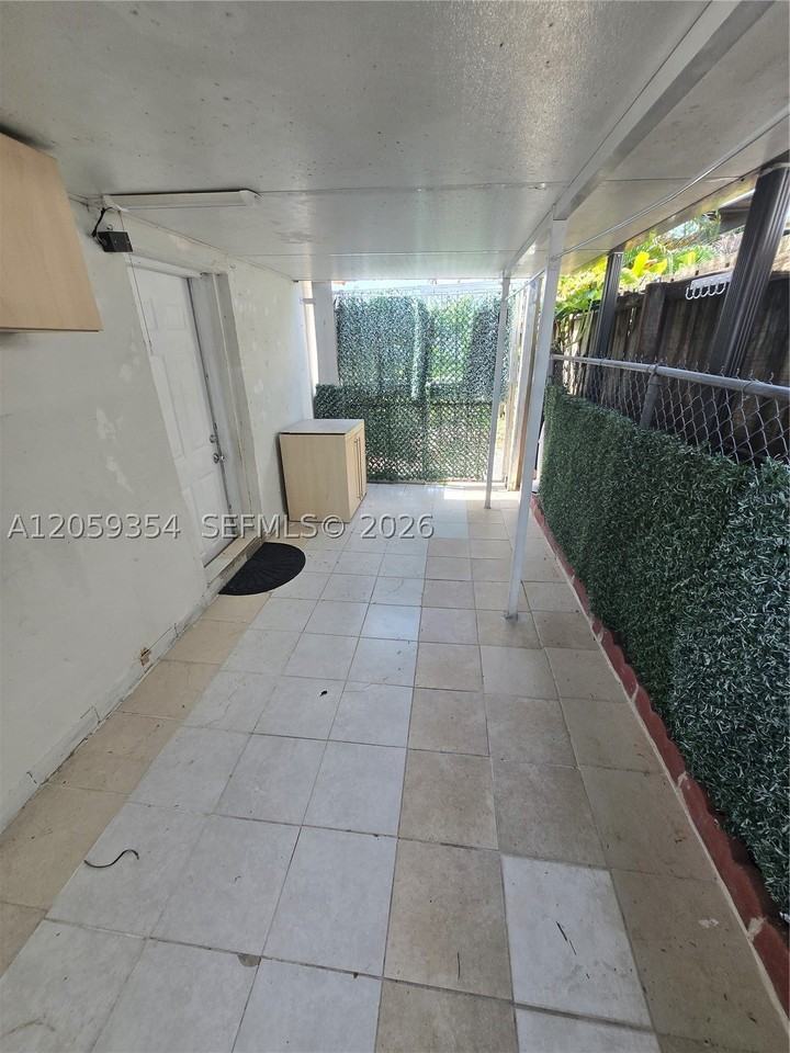 7930 Nw 174th Ter #0 - Photo 4 of 15