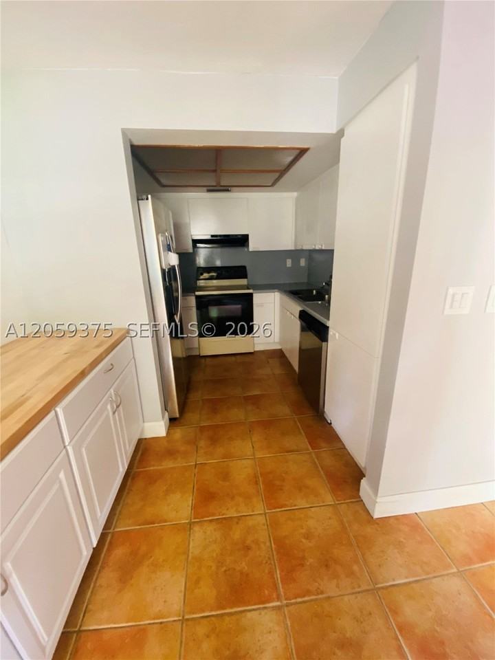 8810 Sw 123rd Ct #M209 - Photo 4 of 9