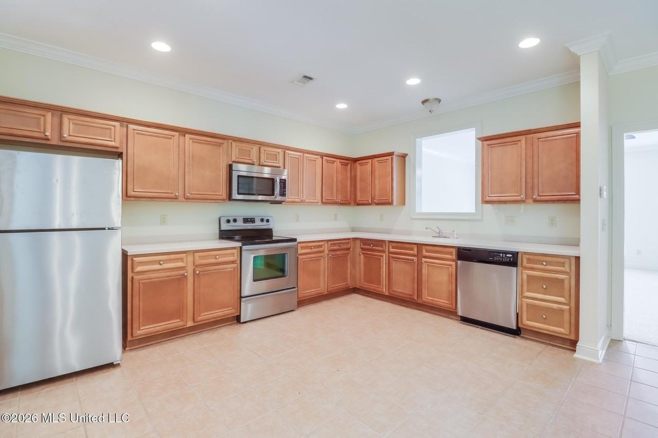940 Jefferson Dr - Photo 6 of 19