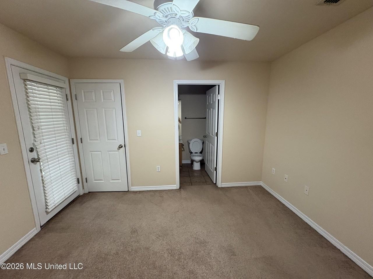 8104D Laredo Ave - Photo 6 of 21