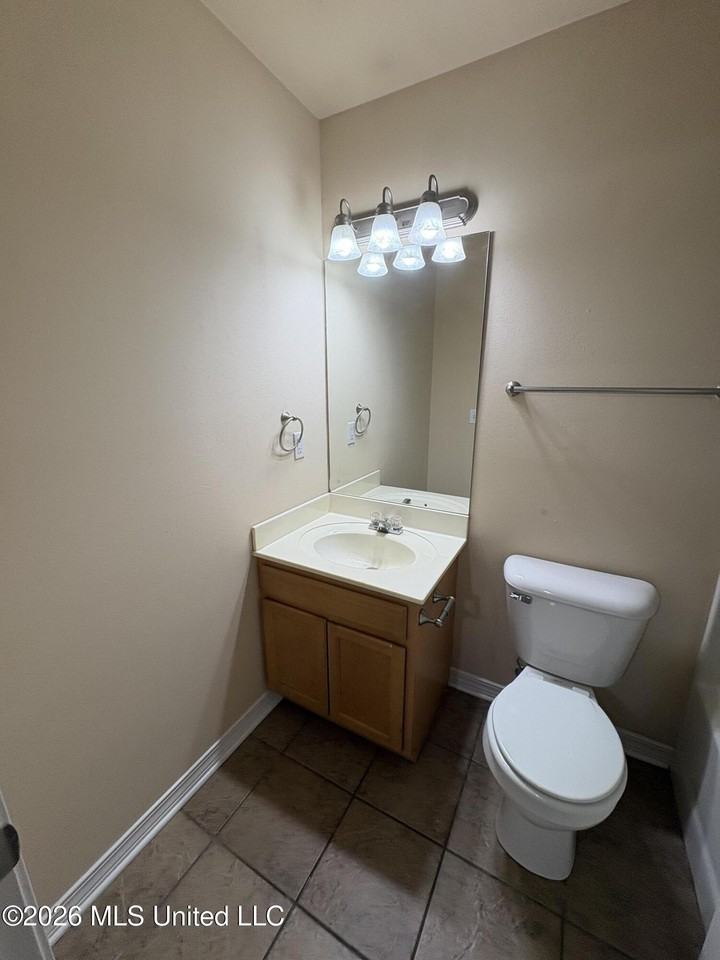 8104D Laredo Ave - Photo 7 of 21