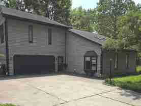 945 Fox Hill Dr - Photo 1 of 1