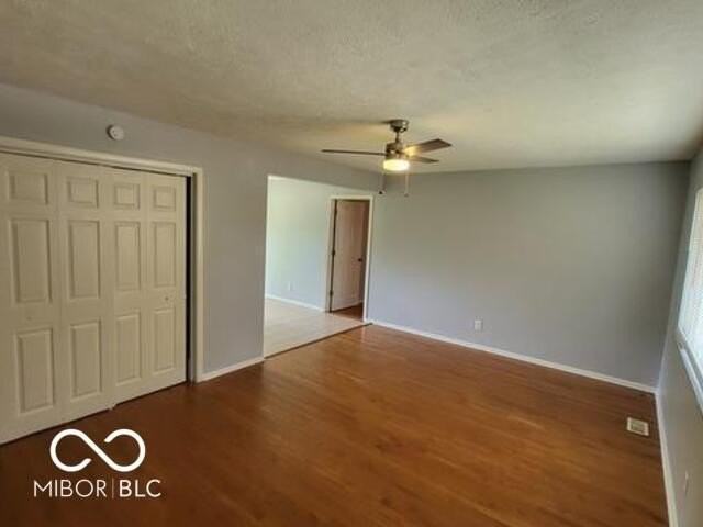 4825 Hyperion Ct - Photo 4 of 22