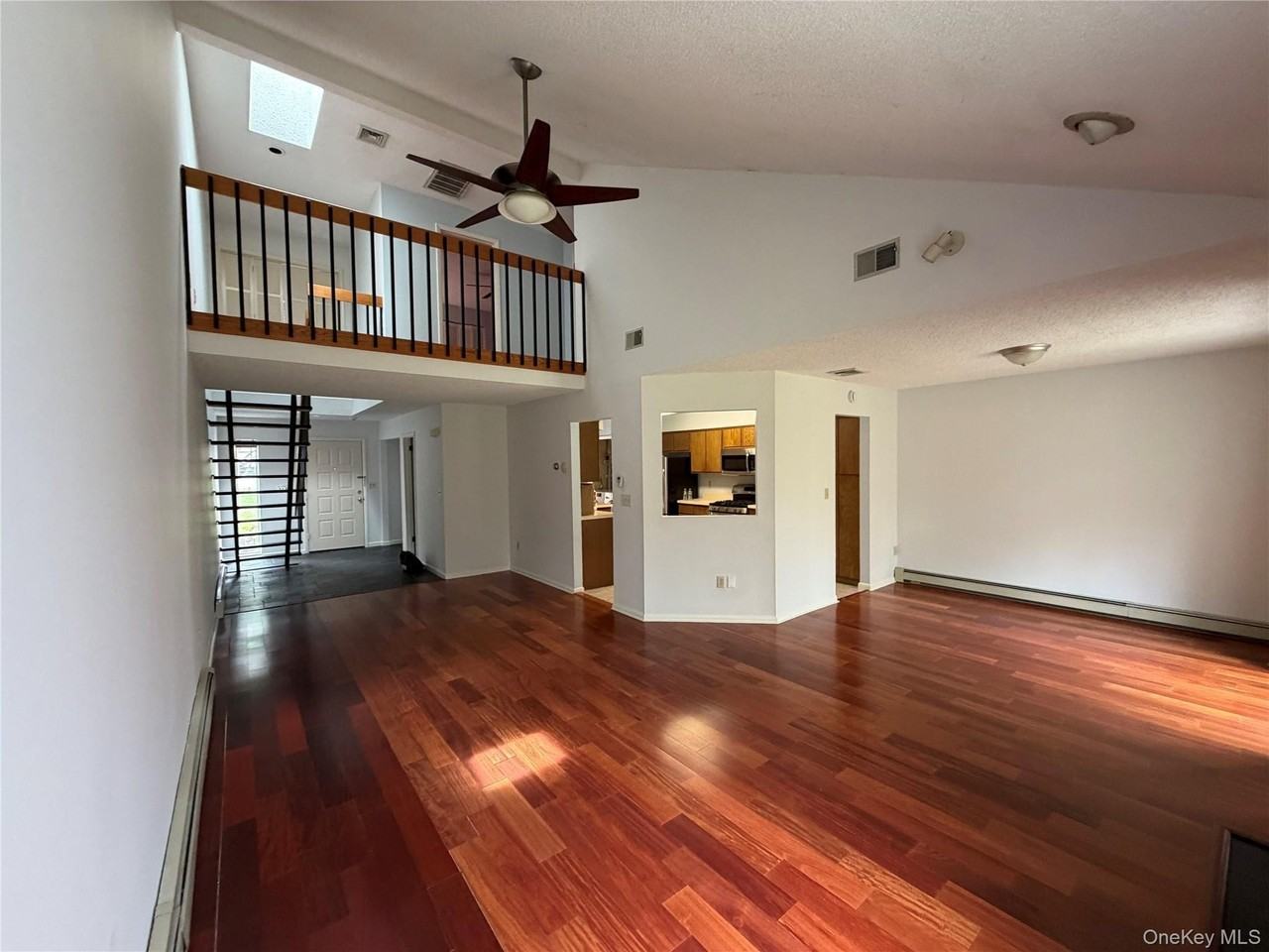 73 Cornwall Cir - Photo 5 of 22