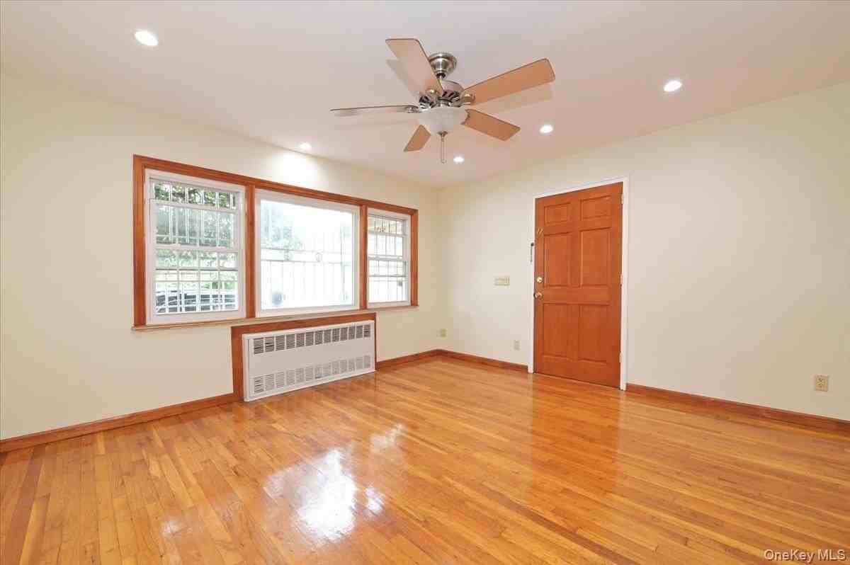 8957 Gold Rd #1stFL - Photo 7 of 18