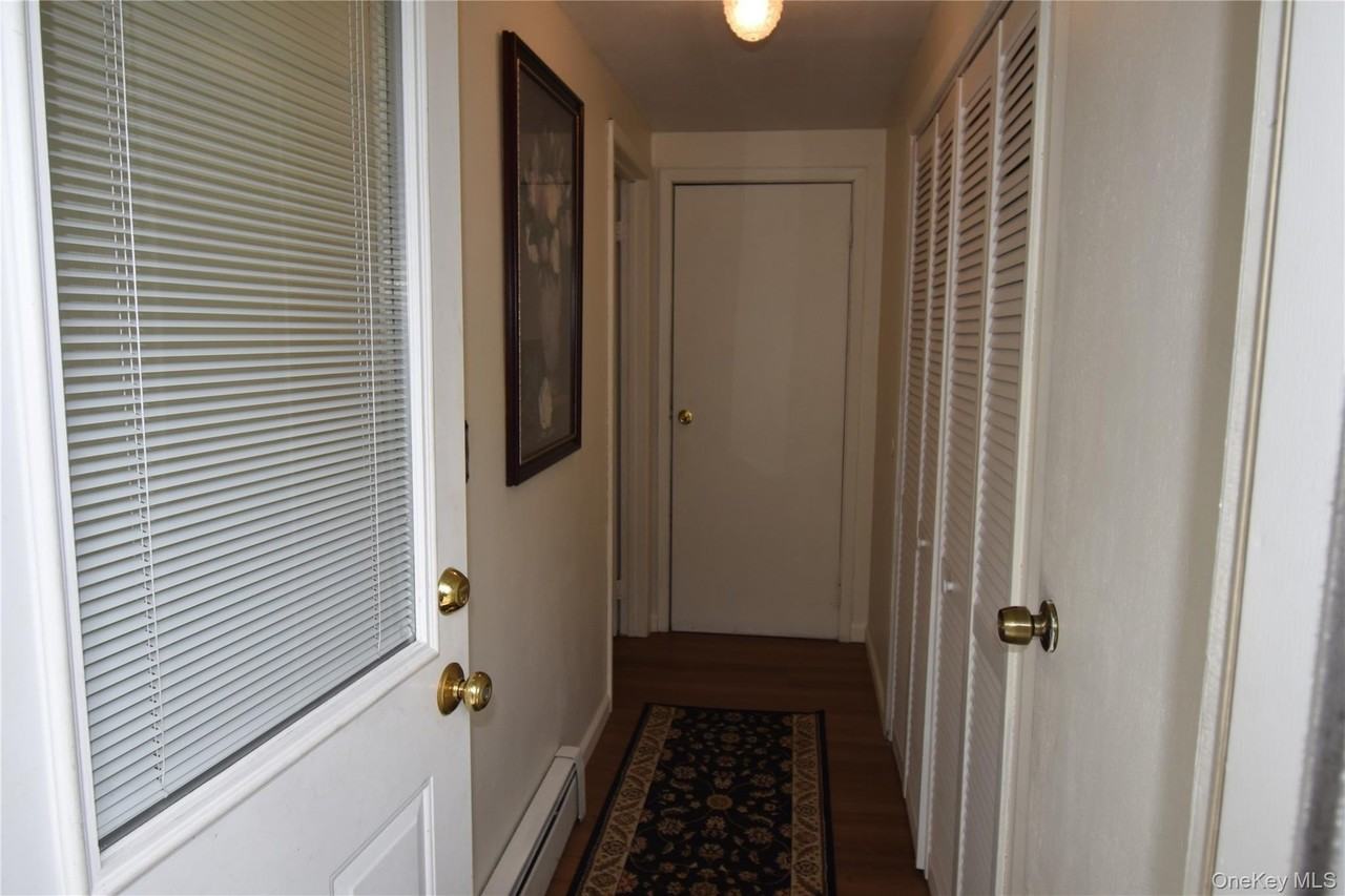 50 Locust Dr - Photo 2 of 14