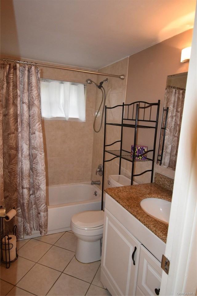50 Locust Dr - Photo 5 of 14