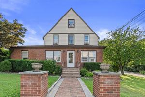 featured image of 50 Highland Ave #3rdFL