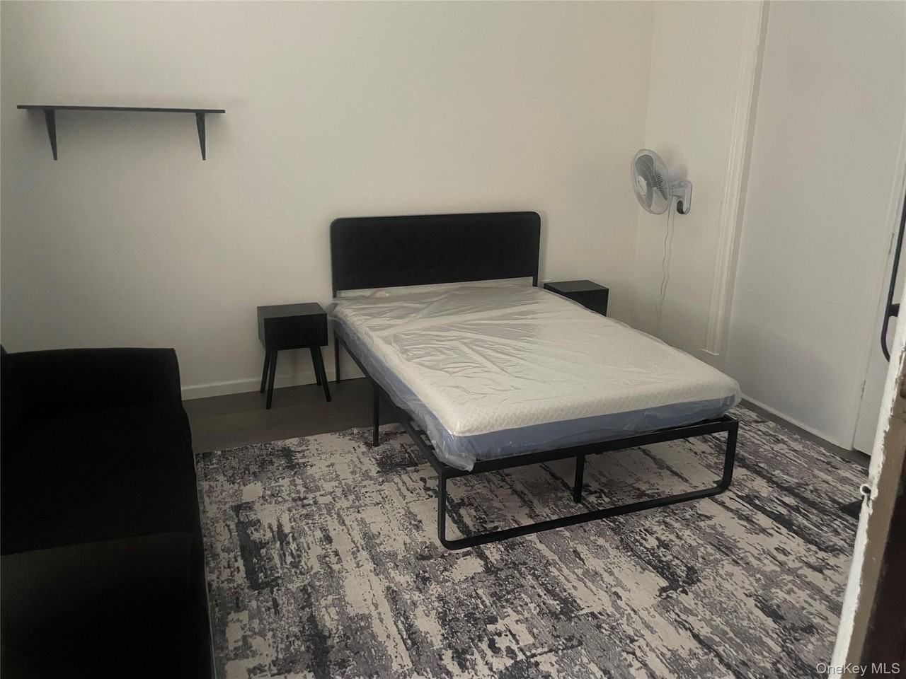 135 5th Ave - Photo 4 of 12