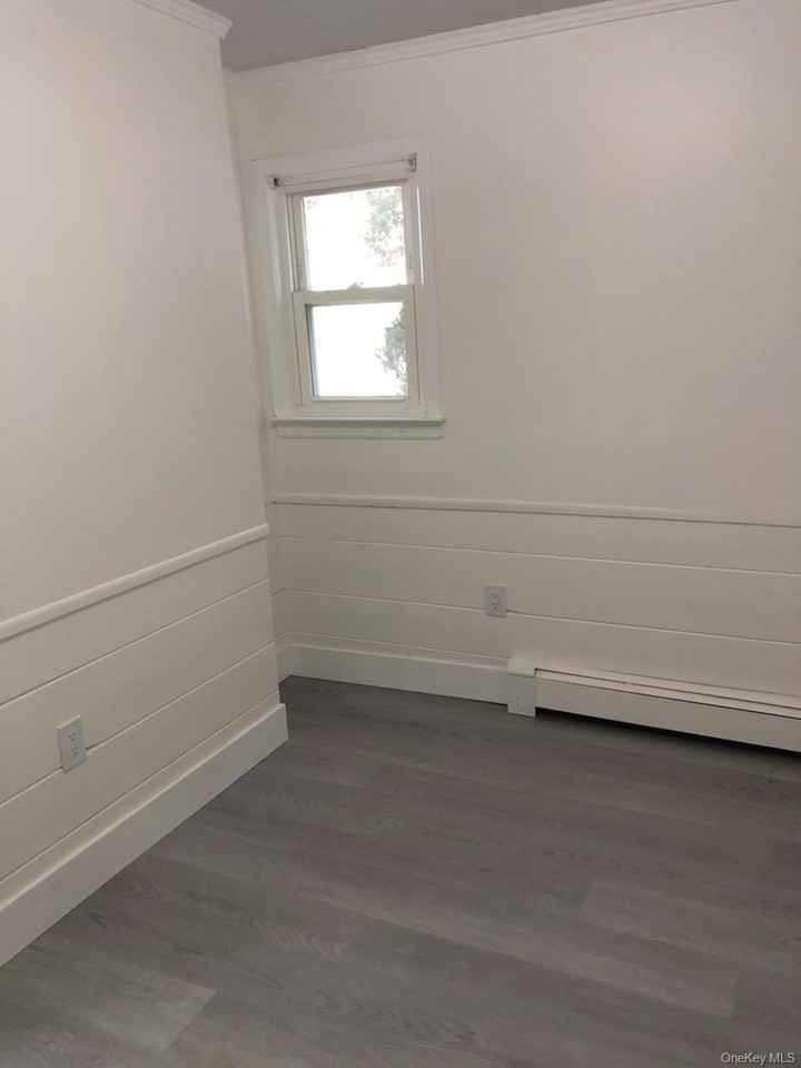 76 Bayview Ave #A - Photo 4 of 17