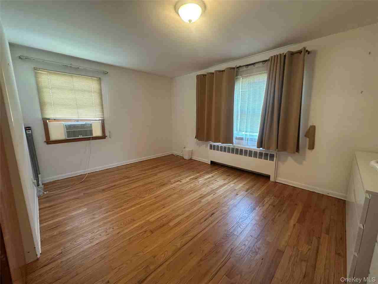 12 Smith St - Photo 2 of 6