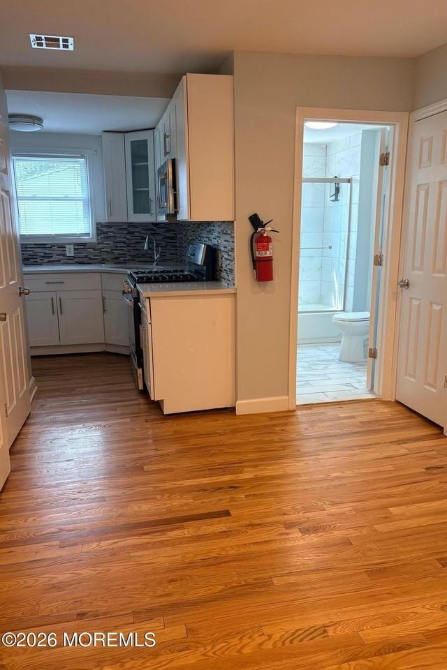 35 Hudson Ave ## 37 - Photo 4 of 15