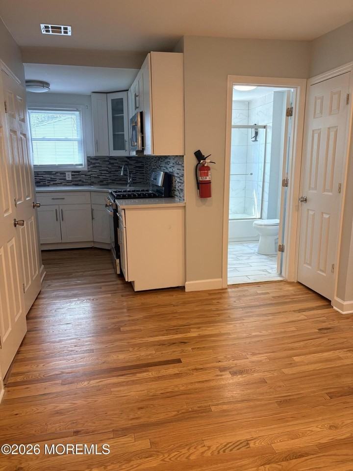 35 Hudson Ave ## 37 - Photo 5 of 15