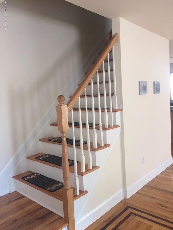 508 Lake Ter - Photo 5 of 16