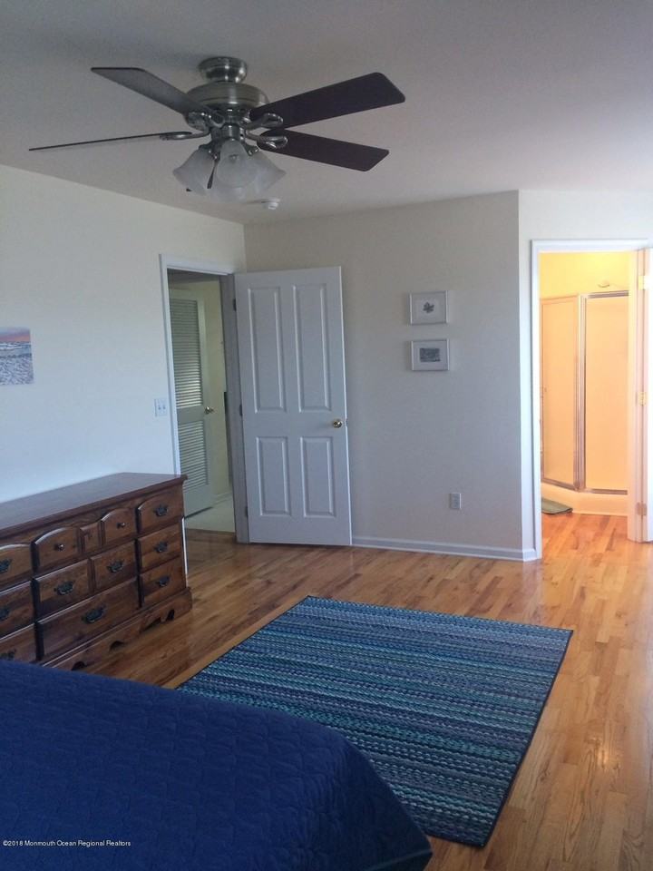 508 Lake Ter - Photo 7 of 16