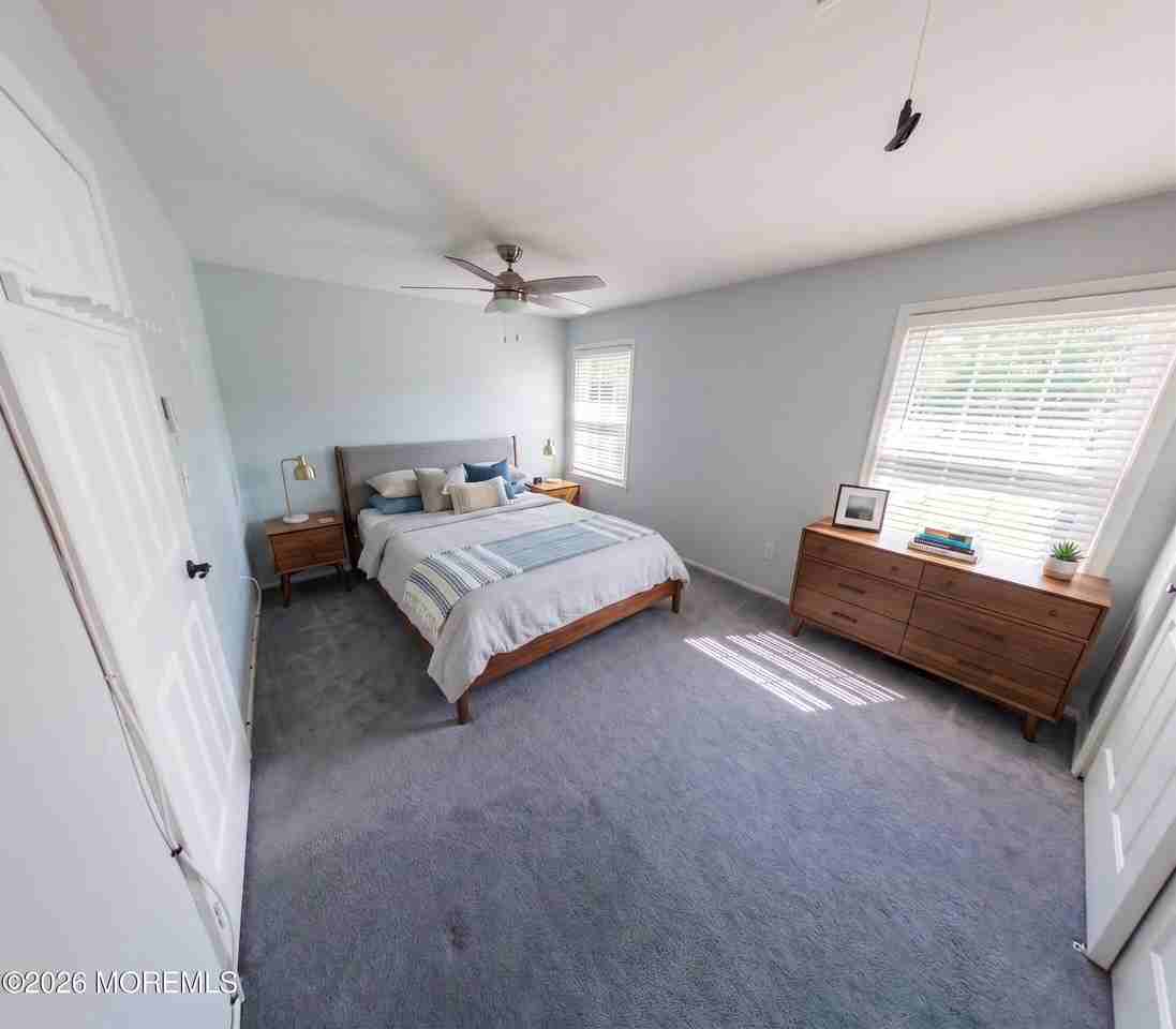 4 Vassar Pl - Photo 7 of 37