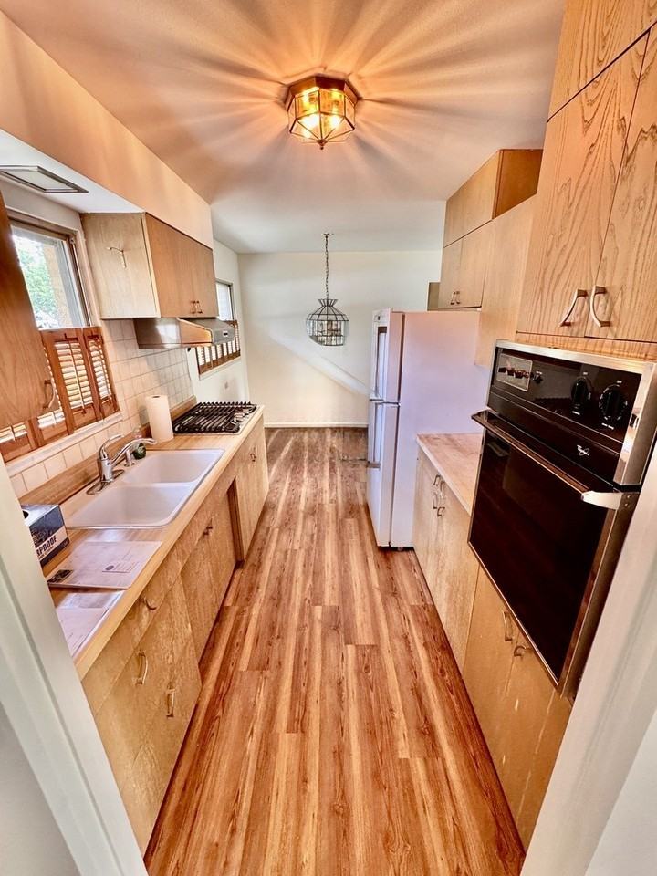 4707 Fairview Ave - Photo 5 of 23