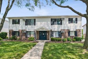 featured image of 386 Echo Ln #4