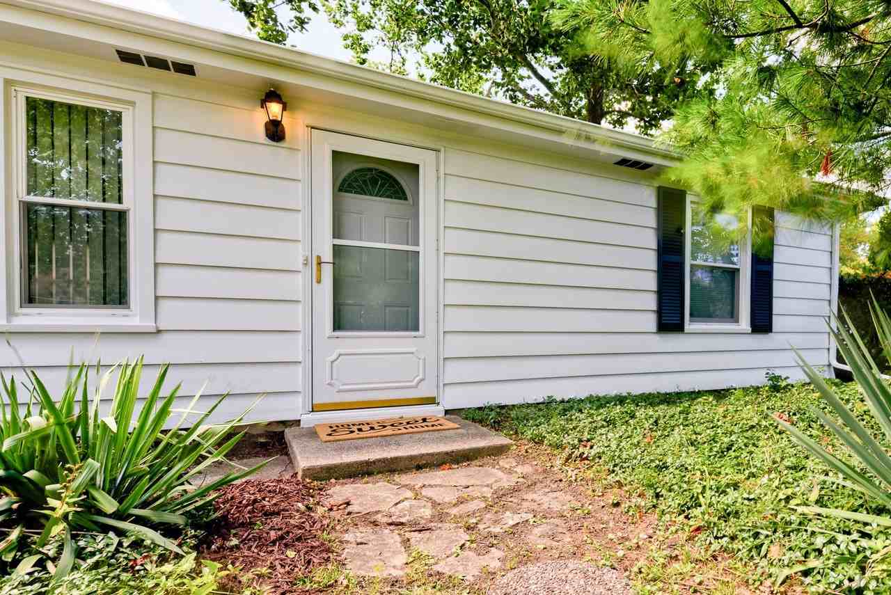 1514 N Washington St - Photo 4 of 19