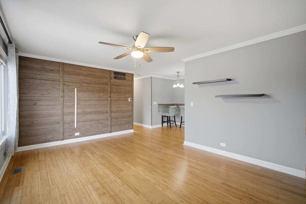 1306 Cove Dr #229D - Photo 2 of 15