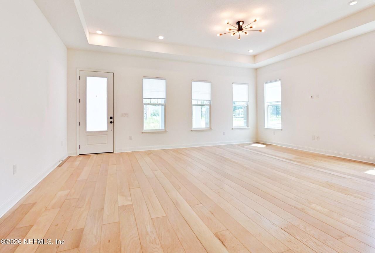 274 Daydream Ave - Photo 6 of 11
