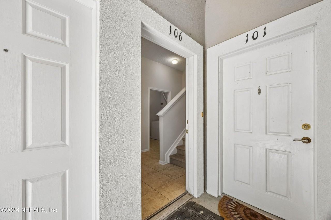7055 Deer Lodge Cir #106 - Photo 2 of 40