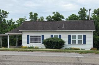 208 W Main St - Photo 1 of 1