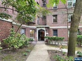 100 E Palisade Ave #C13 - Photo 1 of 1