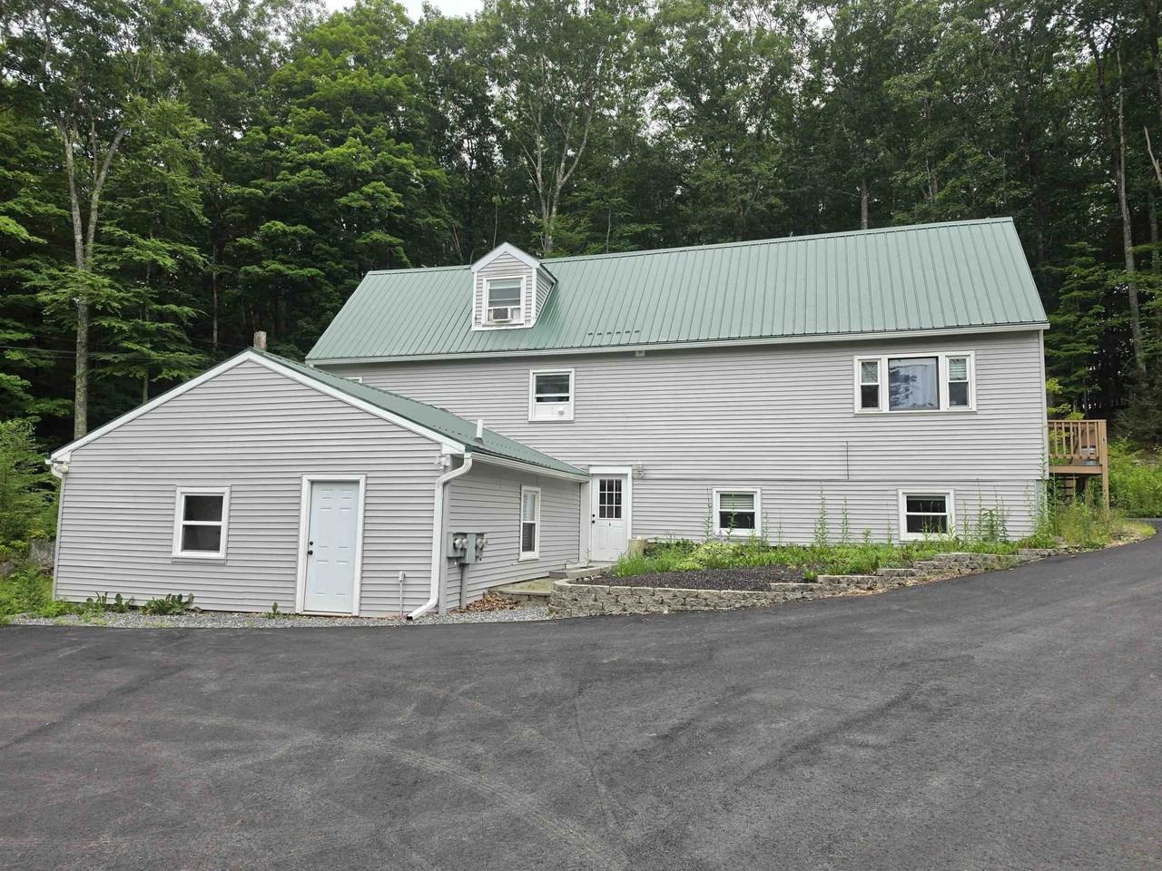 4 Little River Rd - Photo 2 of 19