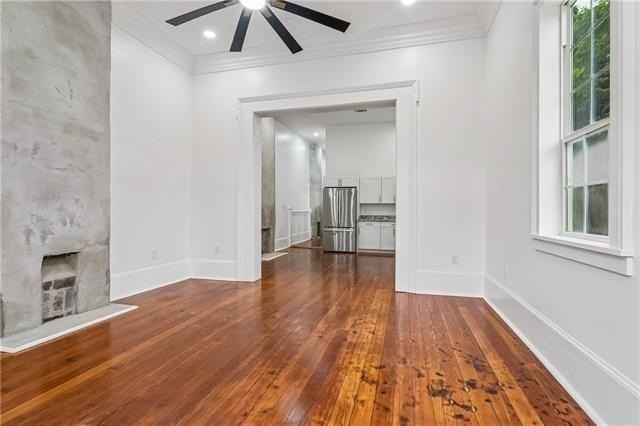 1421 Spain St - Photo 2 of 20