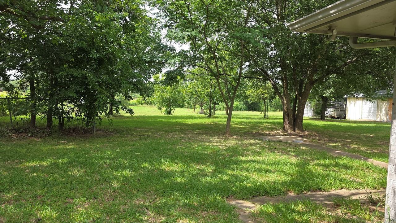 1664 E State Highway 56 - Photo 2 of 18