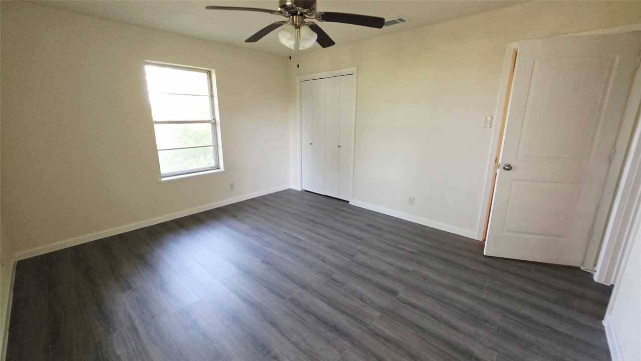 1664 E State Highway 56 - Photo 6 of 18