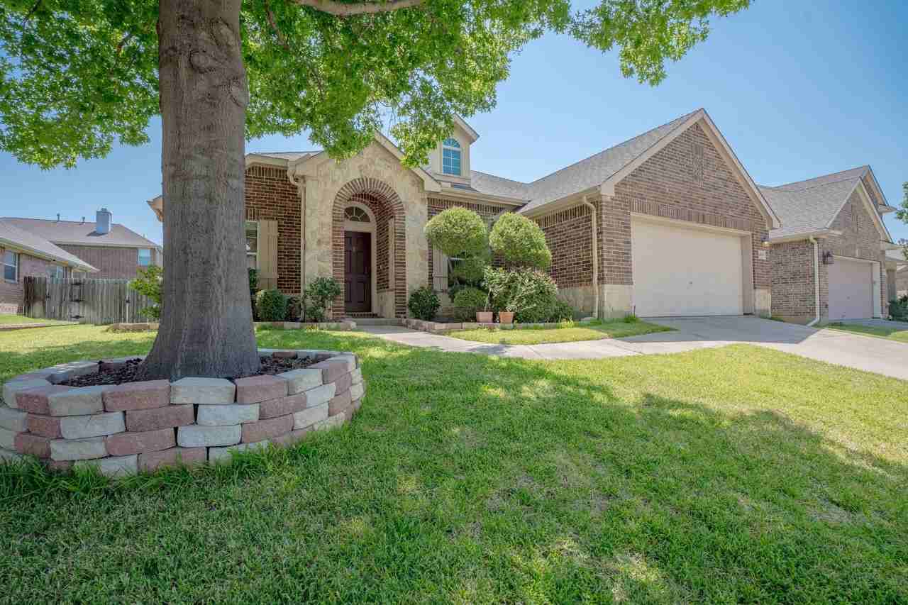 4507 Fox River Trl - Photo 2 of 20