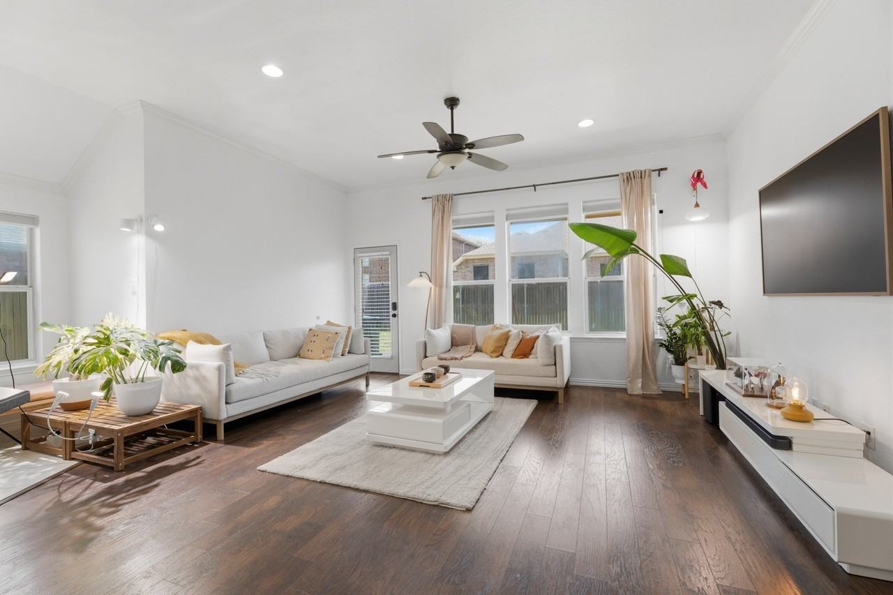 4507 Fox River Trl - Photo 7 of 20
