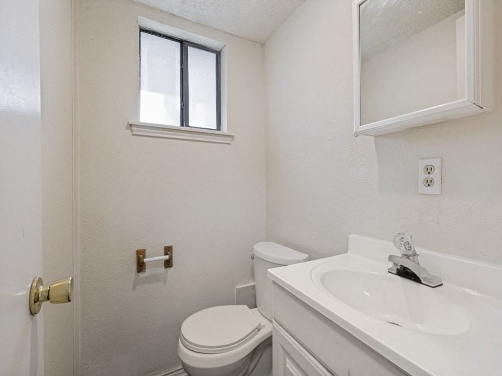 1408 Arvel Cir #C - Photo 7 of 12