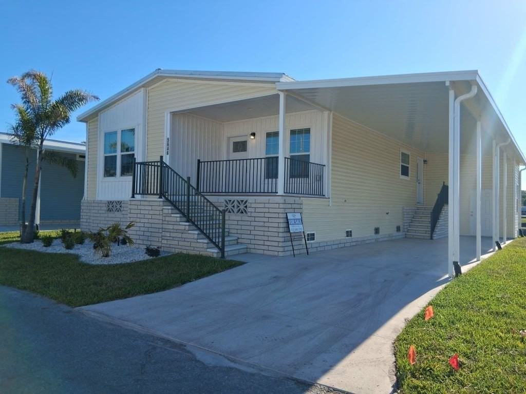 5646 Blue Harbor Dr #0324 - Photo 2 of 19