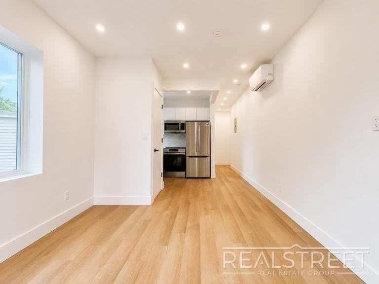1260 Prospect Pl #3B - Photo 3 of 9