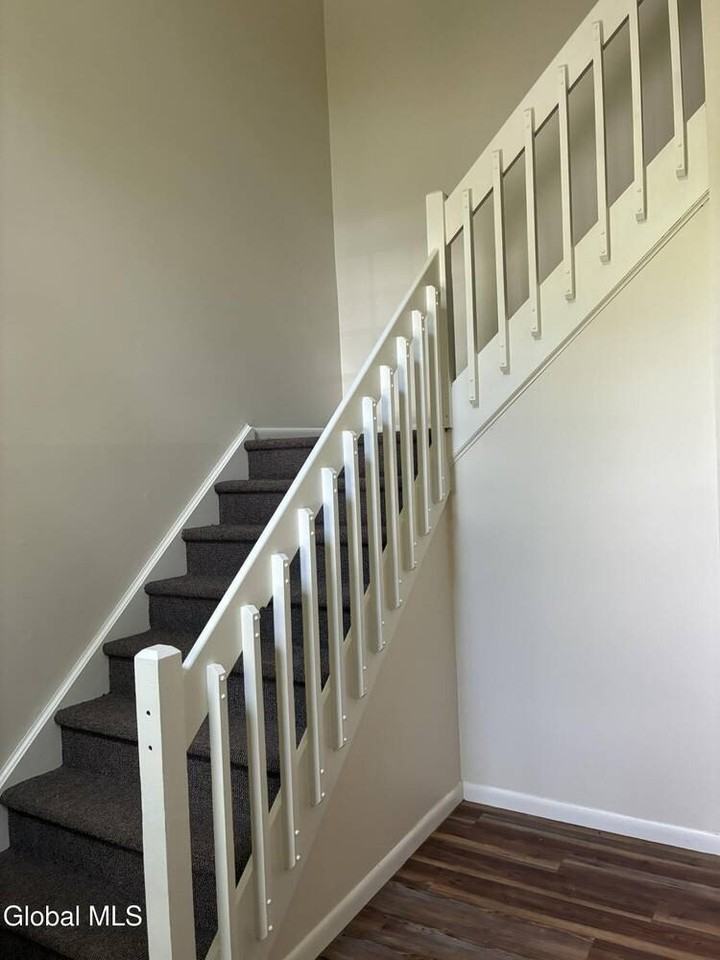 57 Goosehollow Rd - Photo 7 of 25