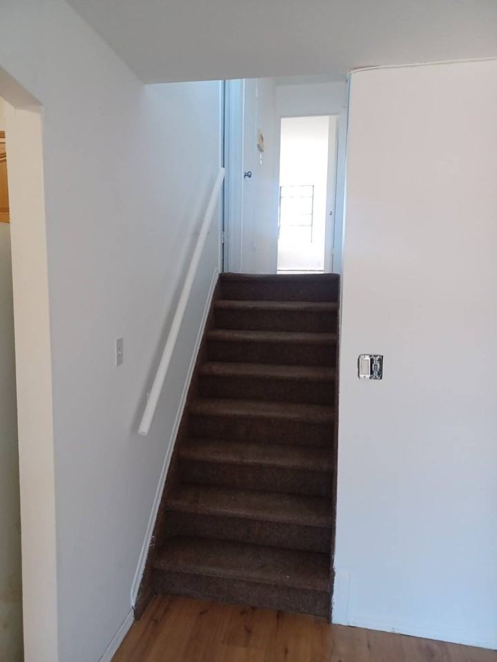 15606 79th St #2 - Photo 6 of 12