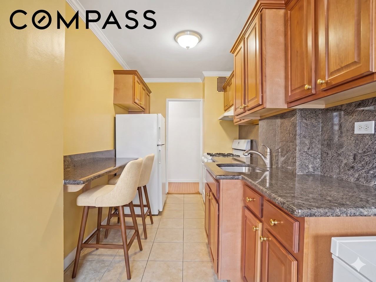 122 Ashland Pl #14A - Photo 4 of 21