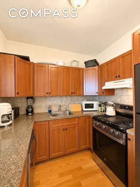 110 Eagle St #2 - Photo 4 of 9